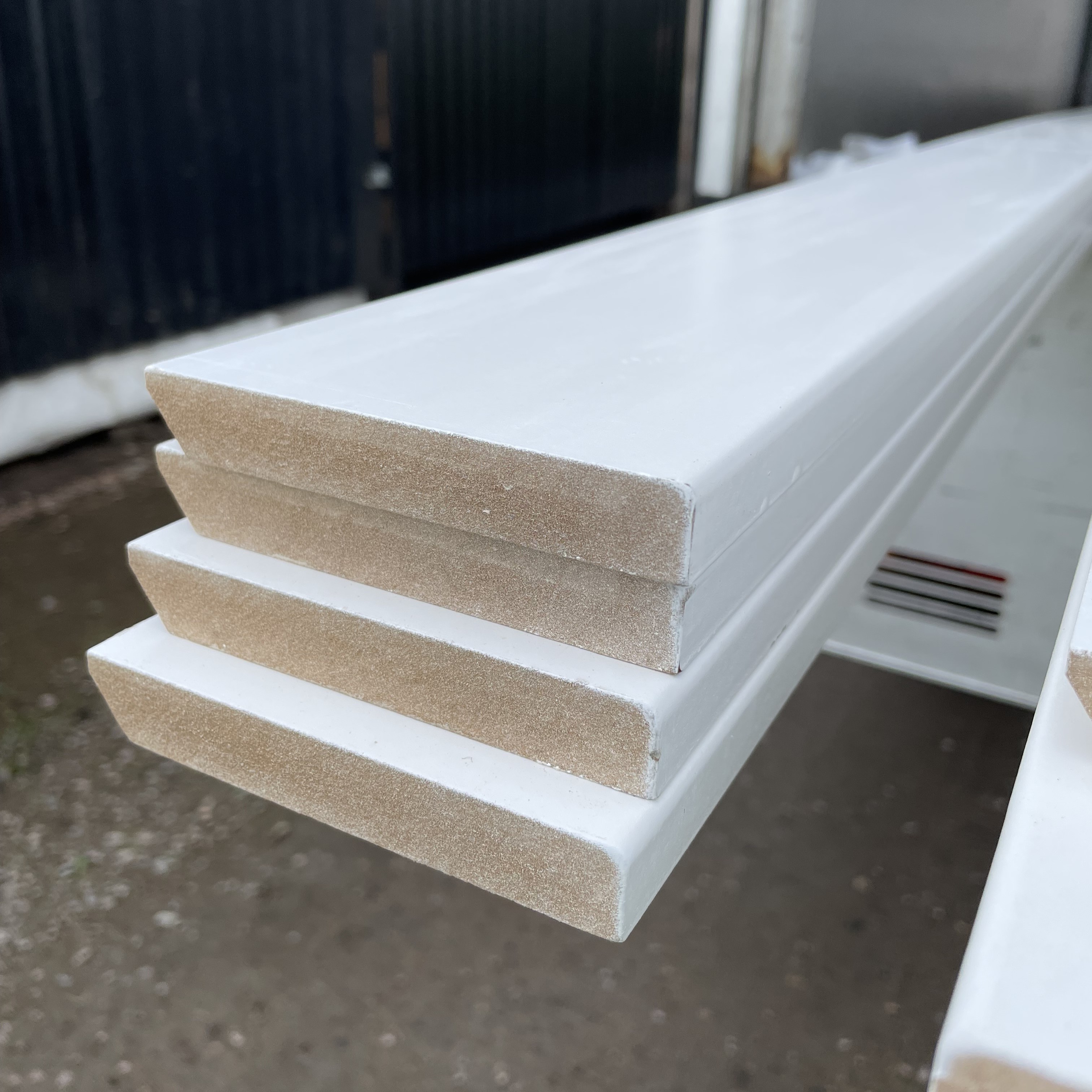 Sockel MDF 107