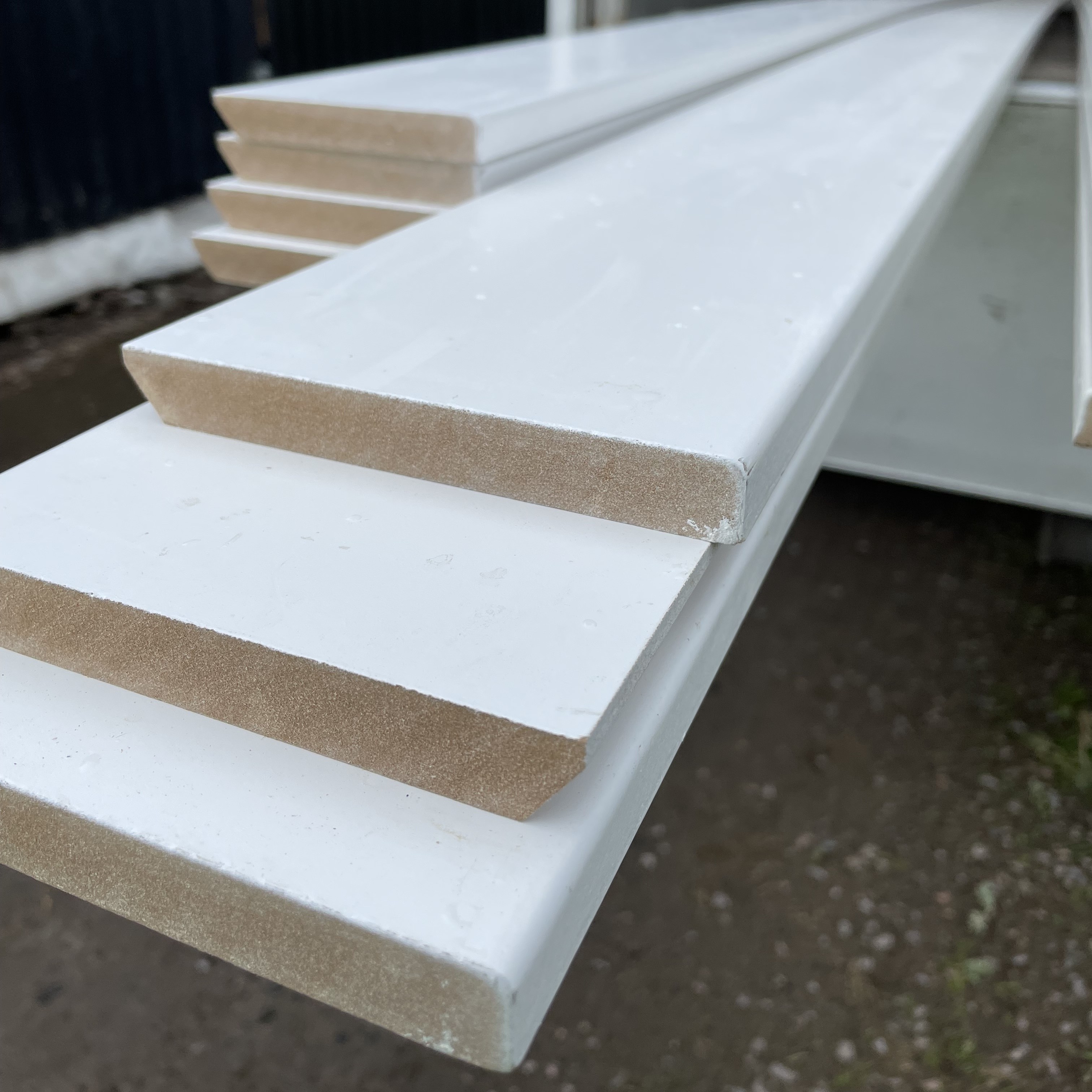Sockel MDF 130